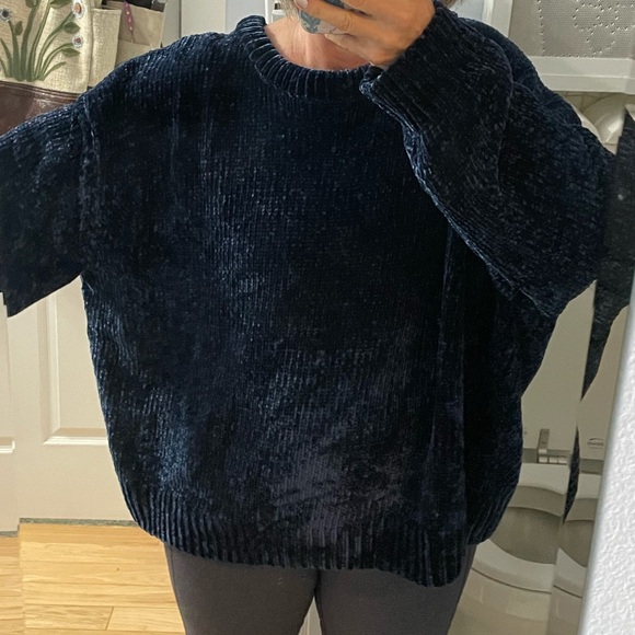Ellos Chenille navy Blue Sweater thick soft - Picture 8 of 9